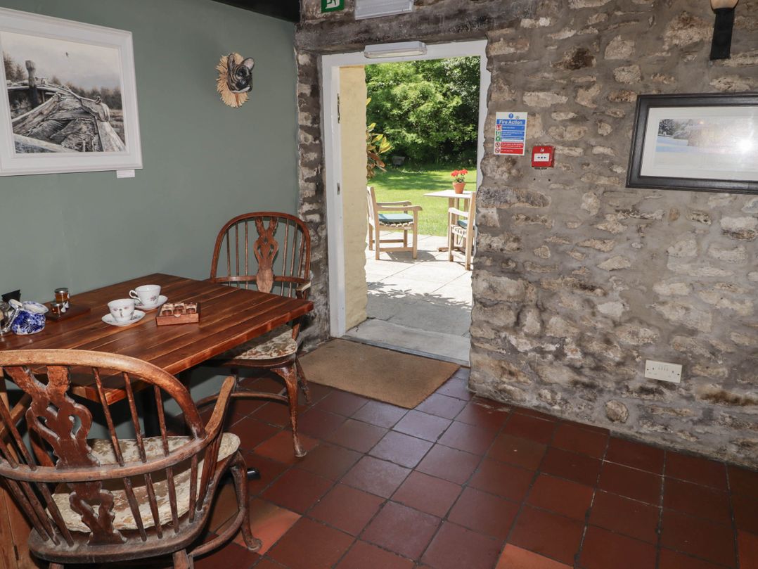 Ty Mawr Country House