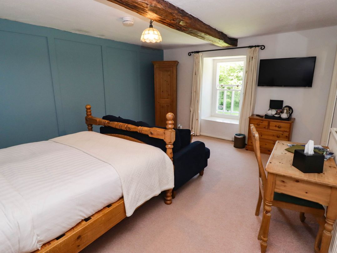 Ty Mawr Country House
