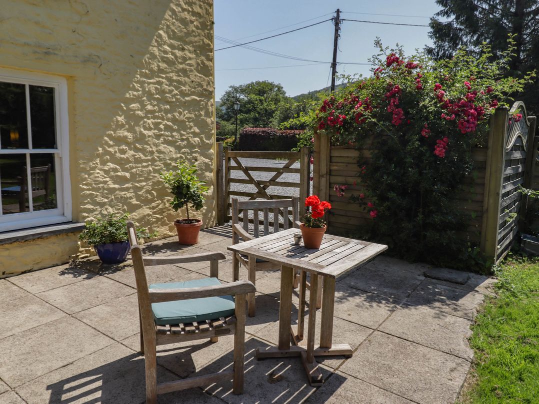 Ty Mawr Country House