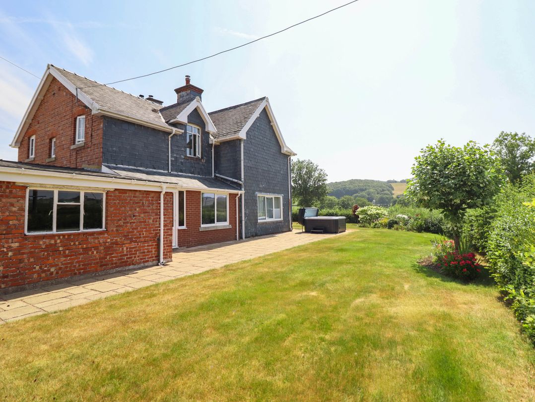 Pwll Glas