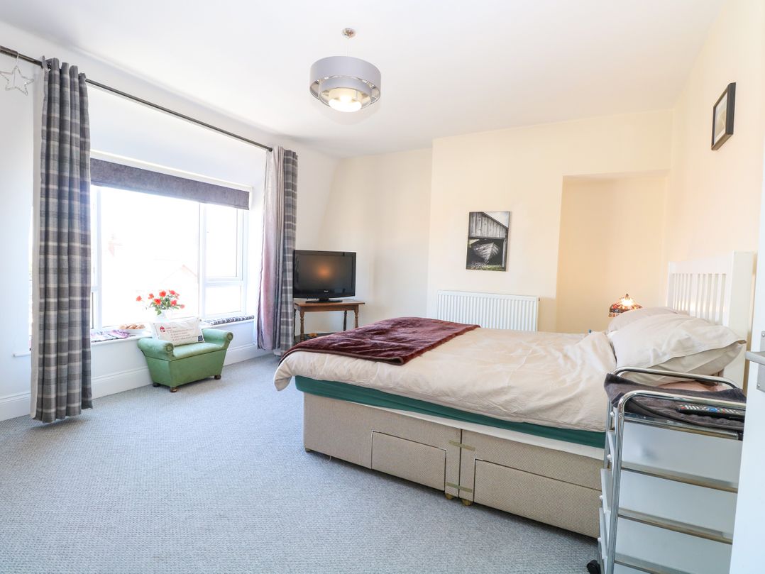 33 North Denes