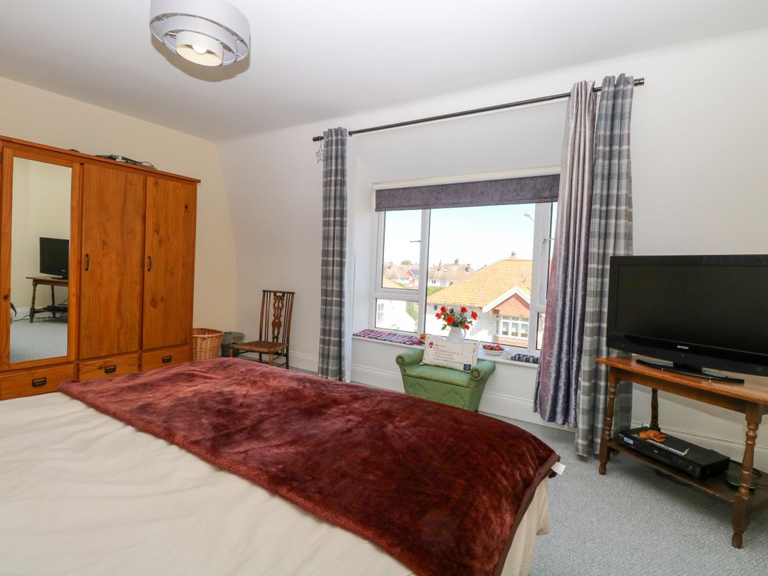 33 North Denes
