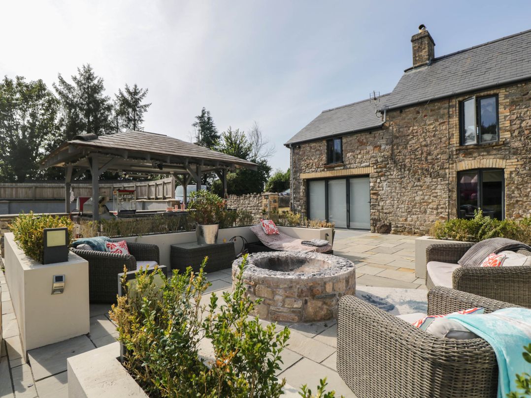 Llanfarach Farmhouse