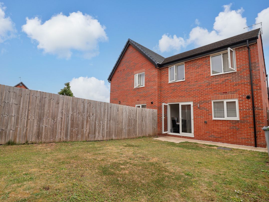 Corbetts Close