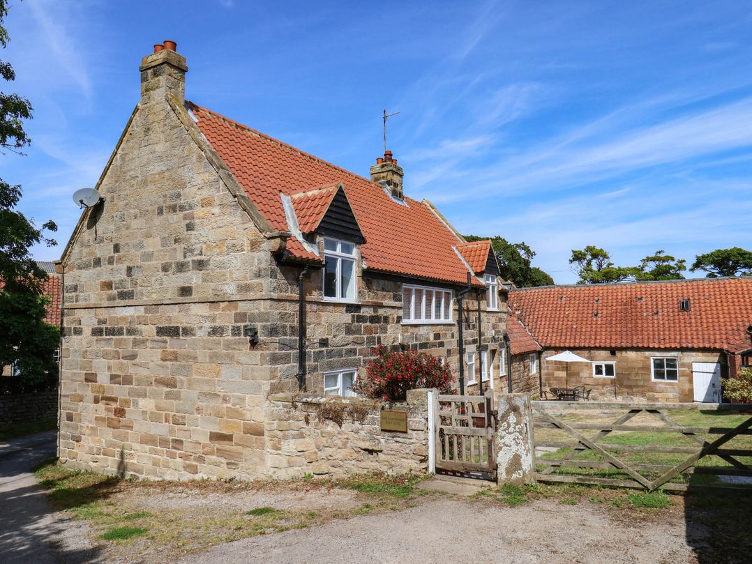Ewe Cote Hall Farmhouse