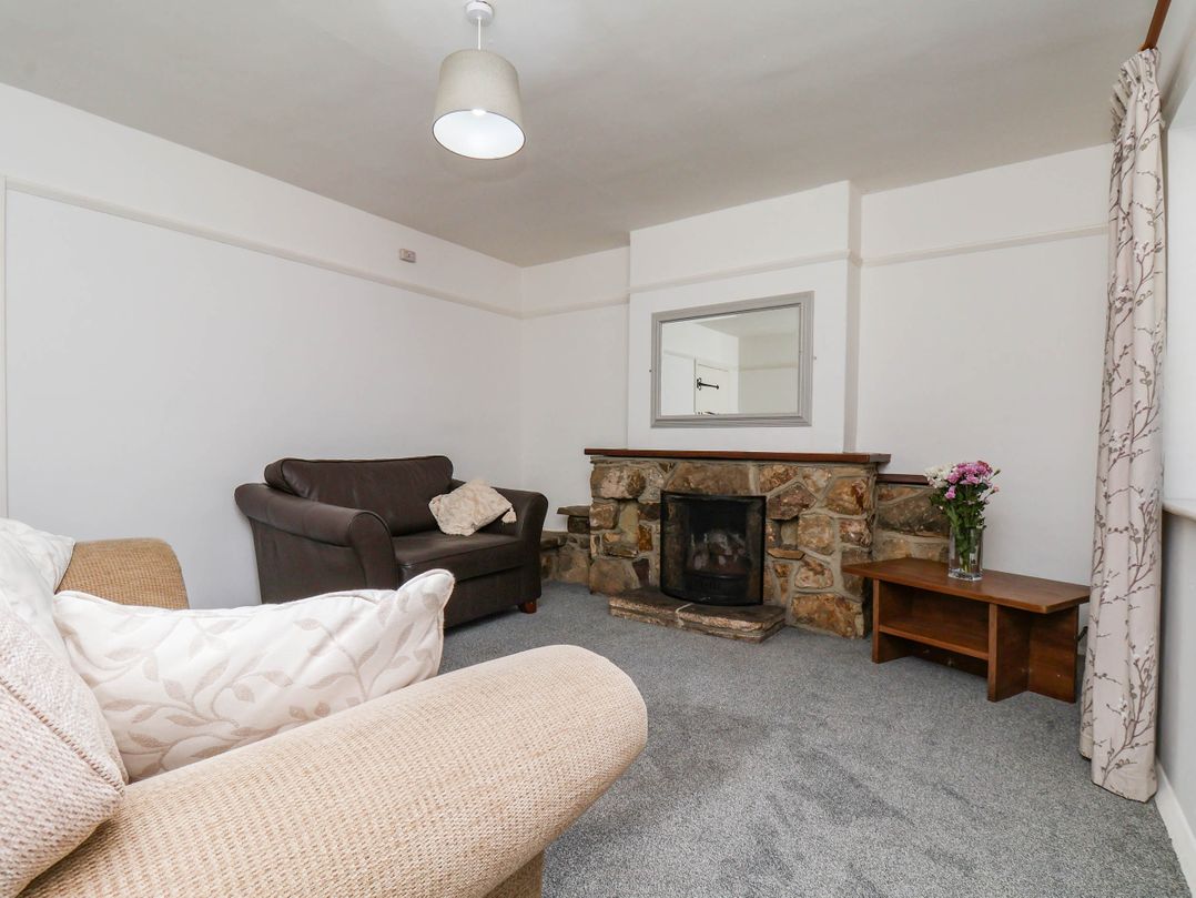 Ewe Cote Hall Farmhouse