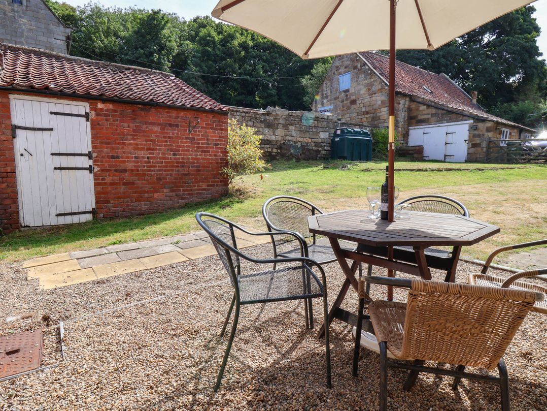 Ewe Cote Hall Farmhouse