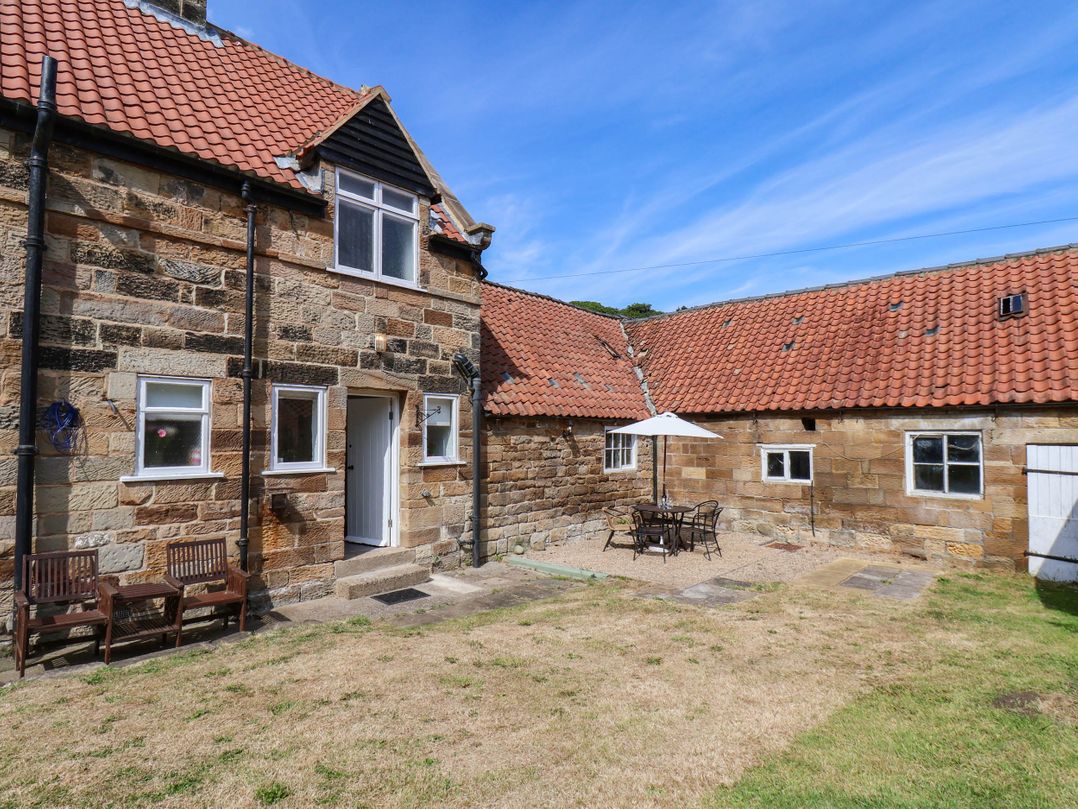 Ewe Cote Hall Farmhouse