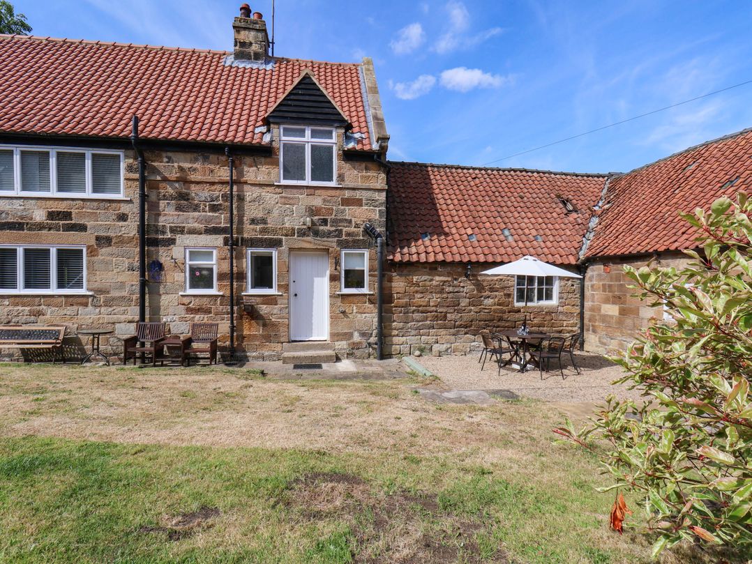 Ewe Cote Hall Farmhouse