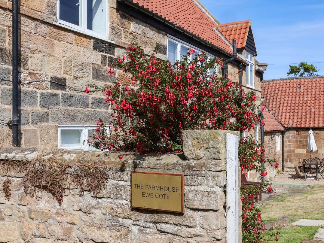 Ewe Cote Hall Farmhouse