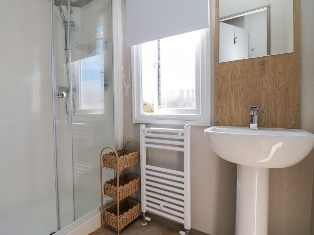 The Beach Retreat at Cayton Bay