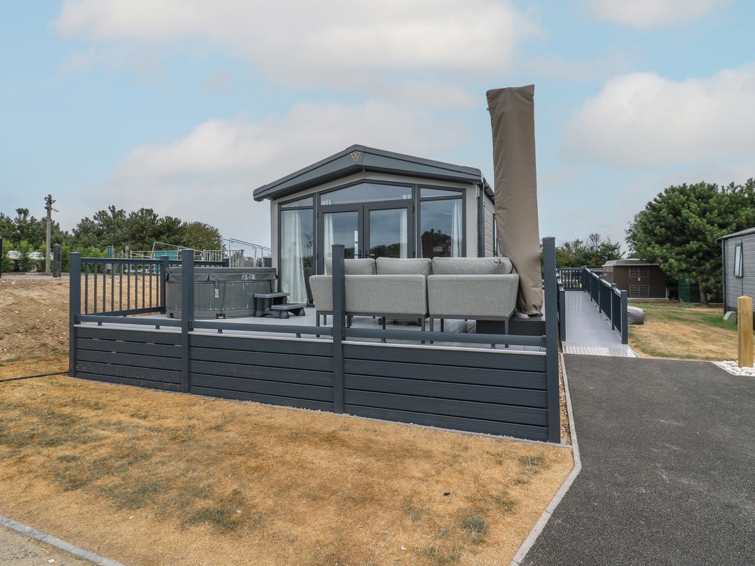 Lakewood Plot 1