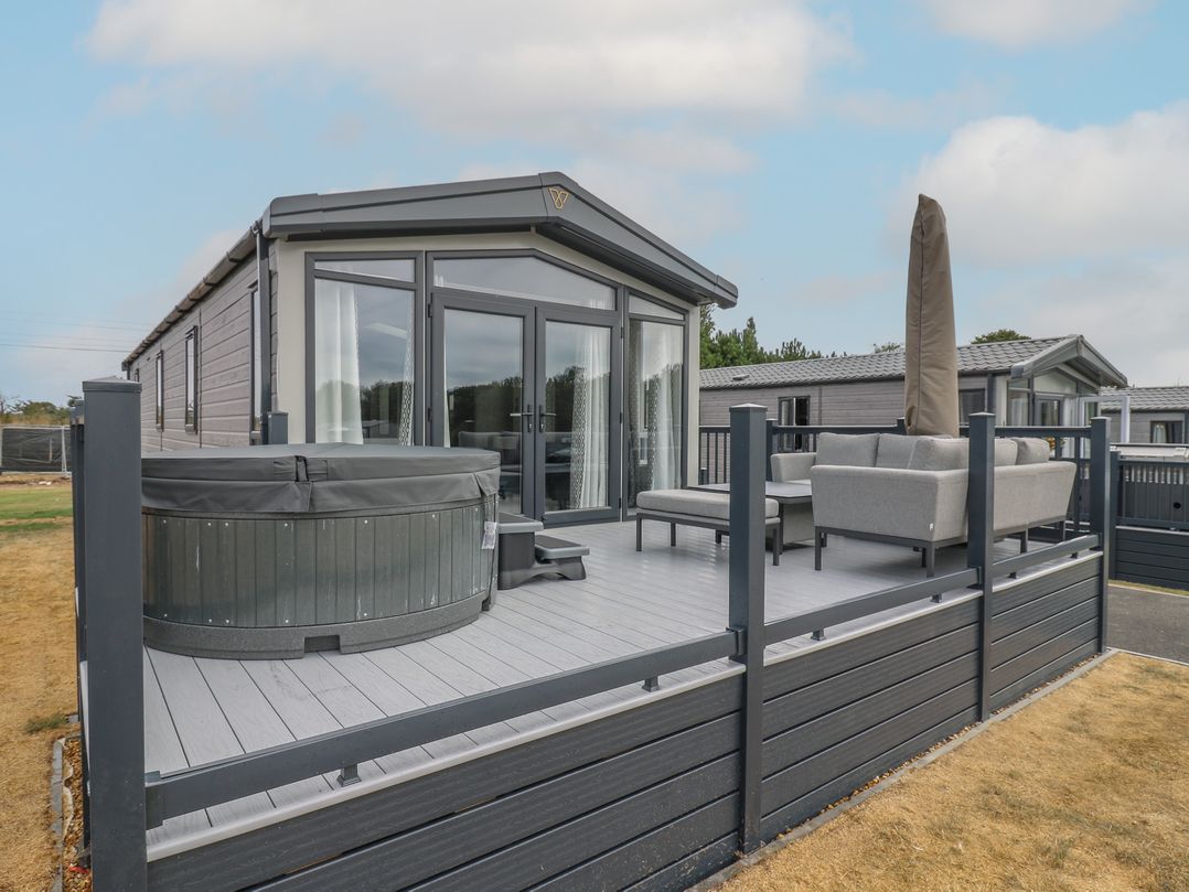 Lakewood Plot 1