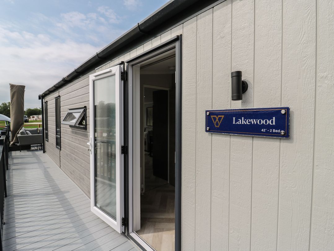 Lakewood Plot 3