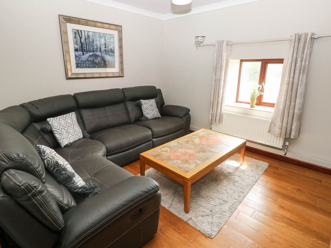 Coedllys Uchaf Cottage