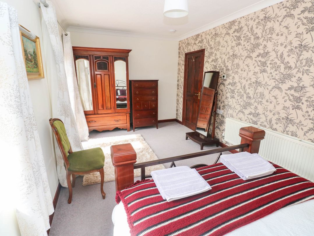 Coedllys Uchaf Cottage