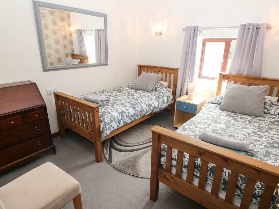 Coedllys Uchaf Cottage