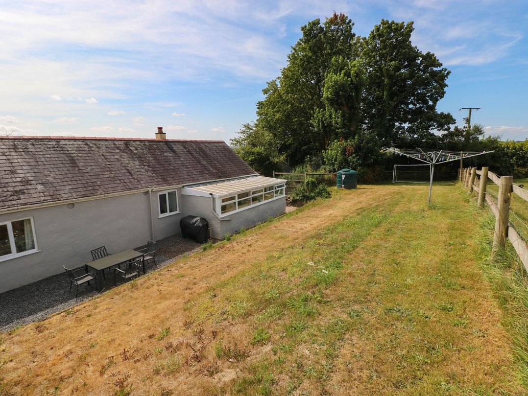 Coedllys Uchaf Cottage