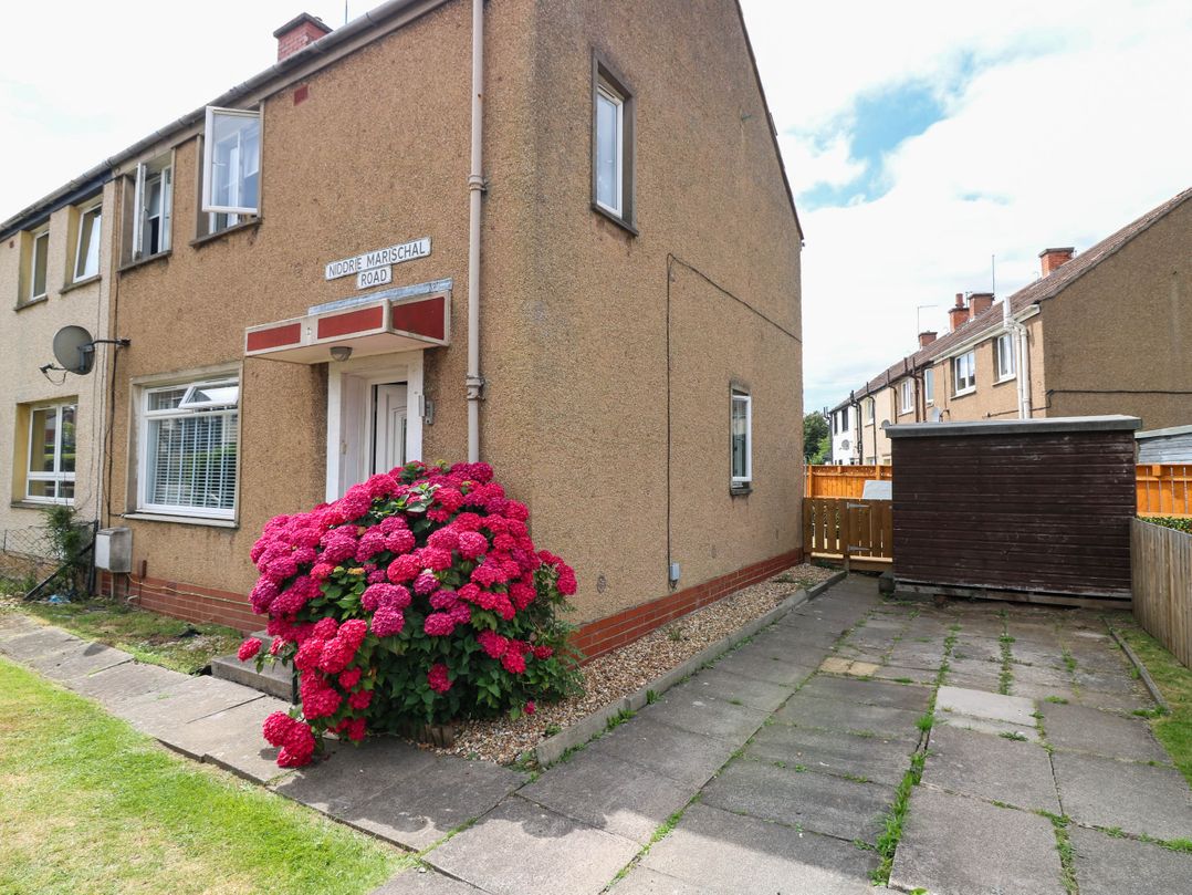 6 Niddrie Marischal Road