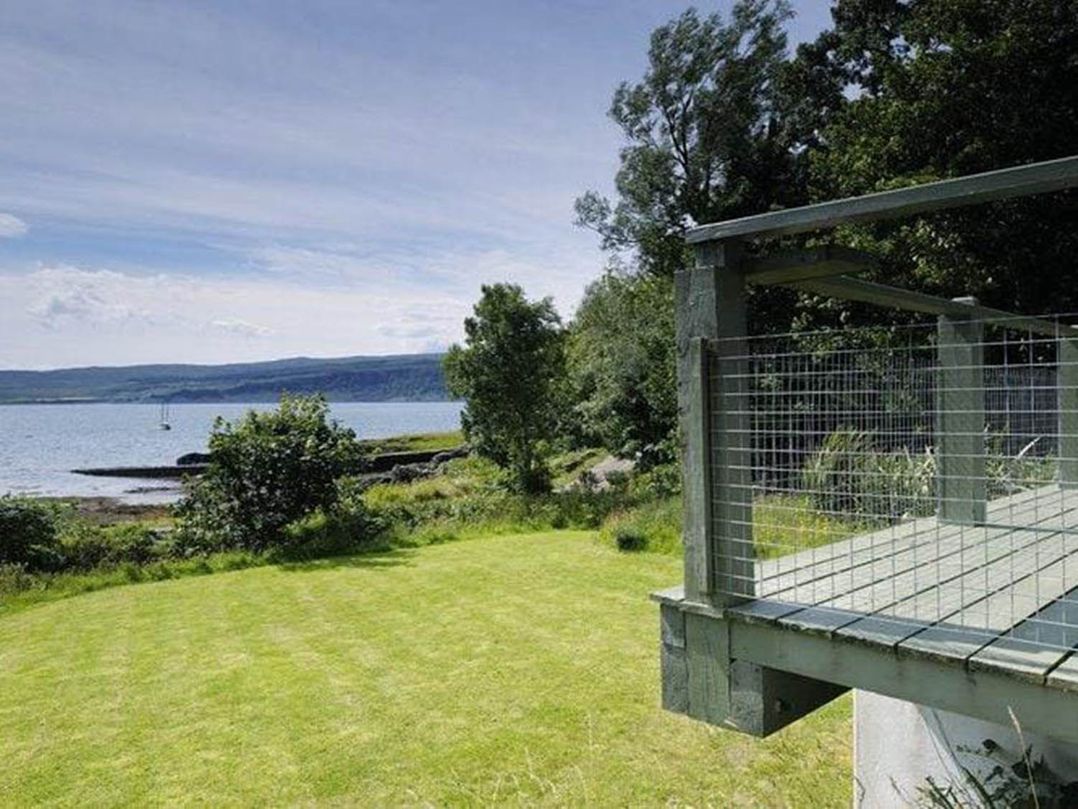 Tigh na Mara Sleeps 4 Sea Views Pet Friendly