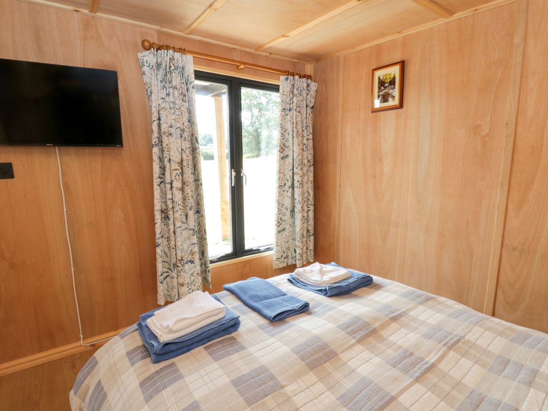 Oak Lodge