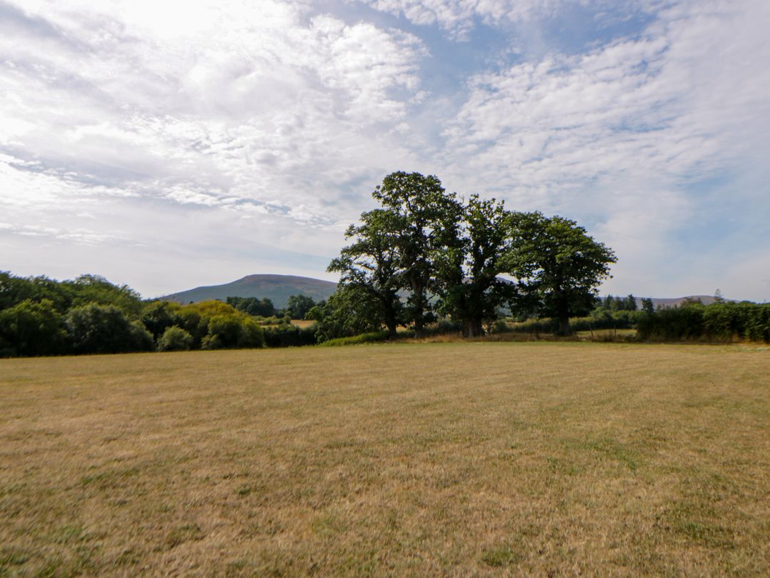Oak Lodge