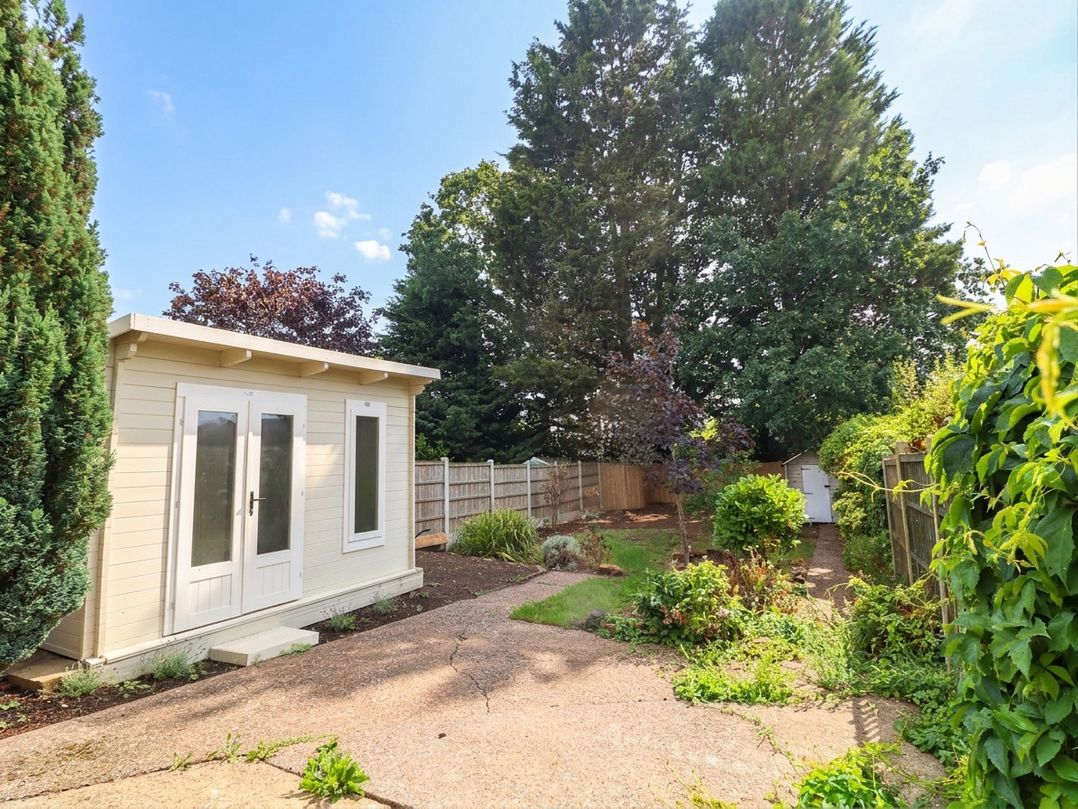No.40 Rufford Road