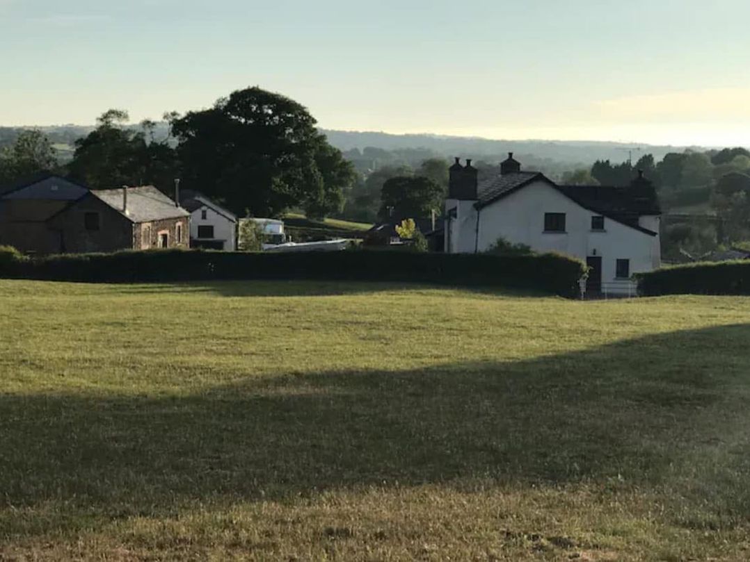 16th Century Devon Farmhouse Stunning Views