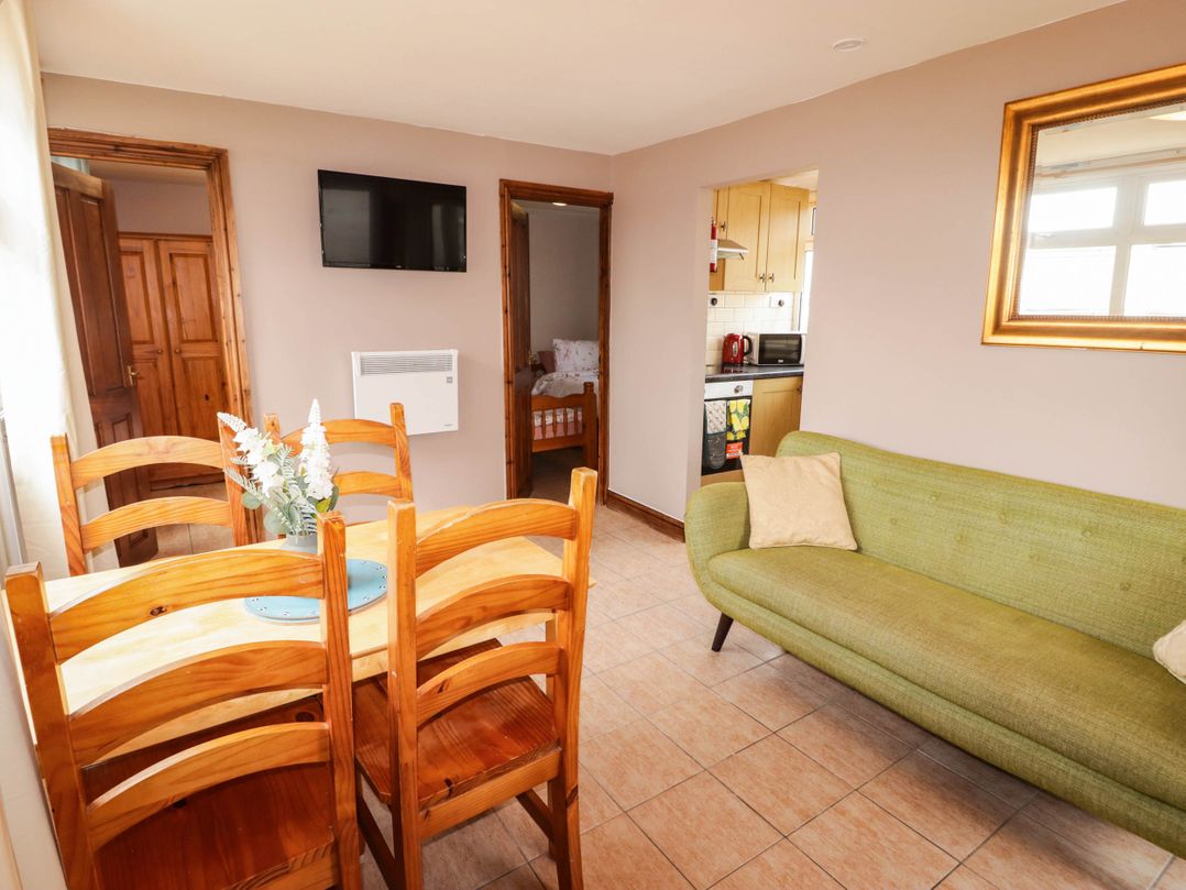 Chalet 242 Carmarthen Bay