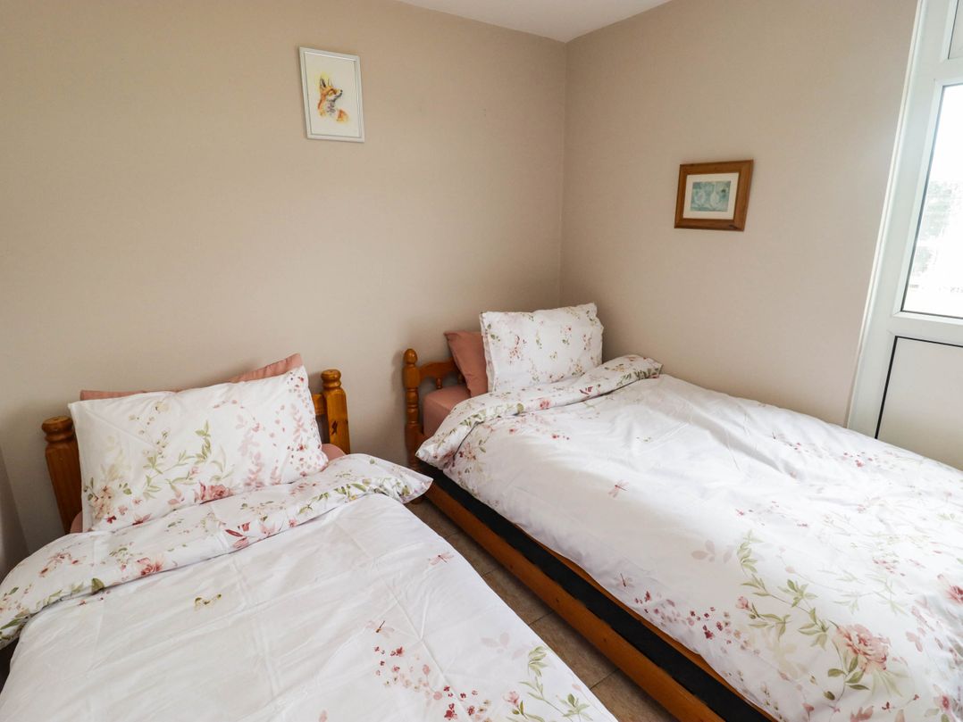 Chalet 242 Carmarthen Bay