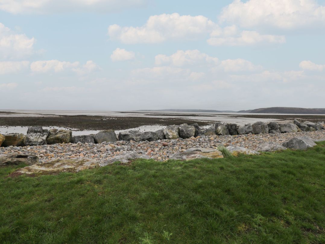 Chalet 242 Carmarthen Bay