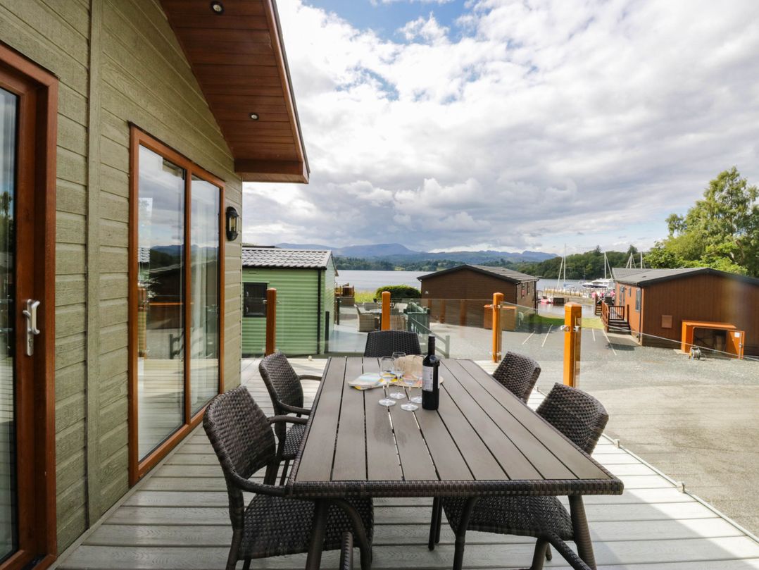 Bella's Retreat