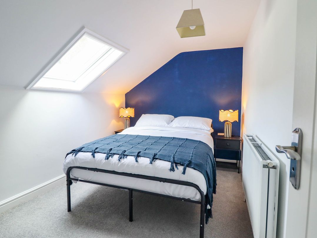 Flat 4 Greenfields