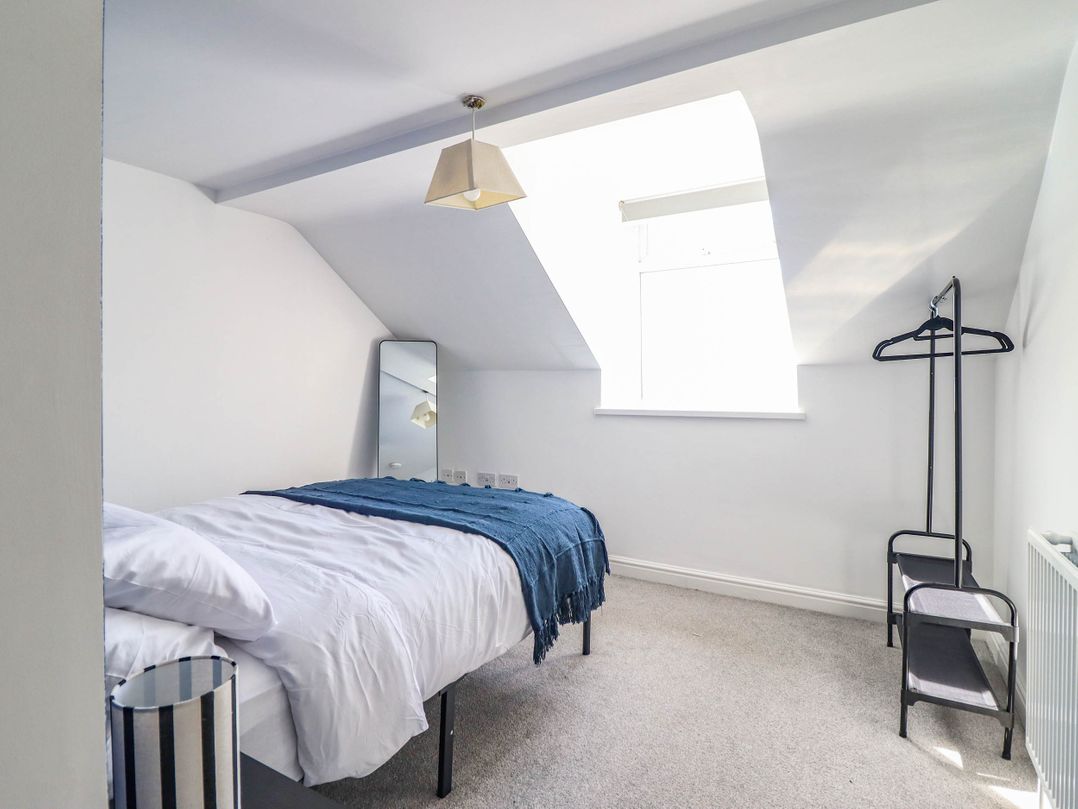 Flat 4 Greenfields