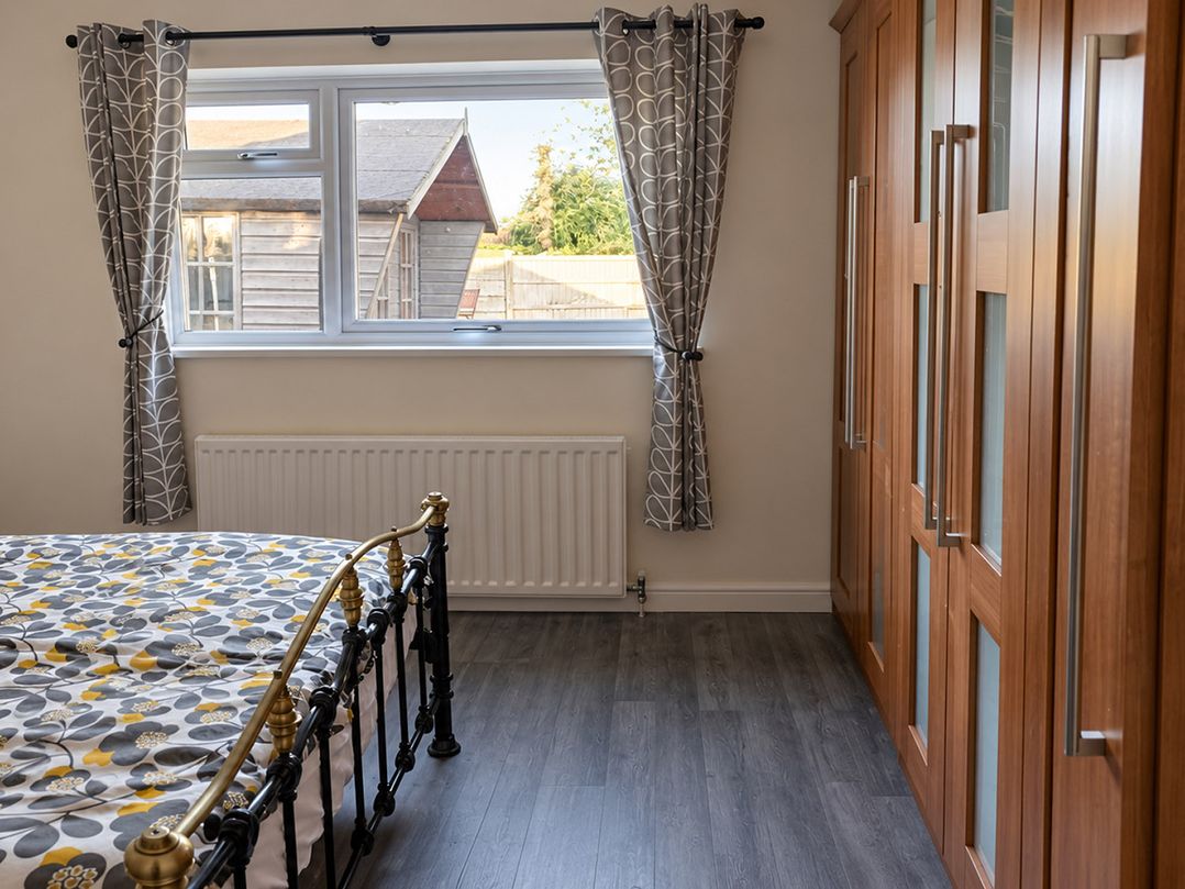 2 Bed Bungalow, Sleeps 4