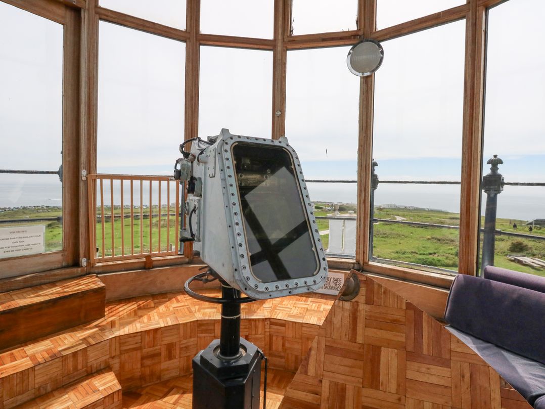Old Higher Lighthouse Stopes Cottage