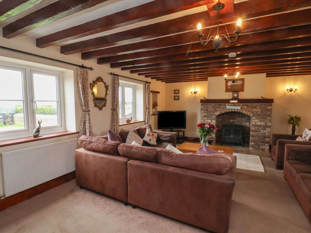 Whalebone Cottage at Broadings Farm