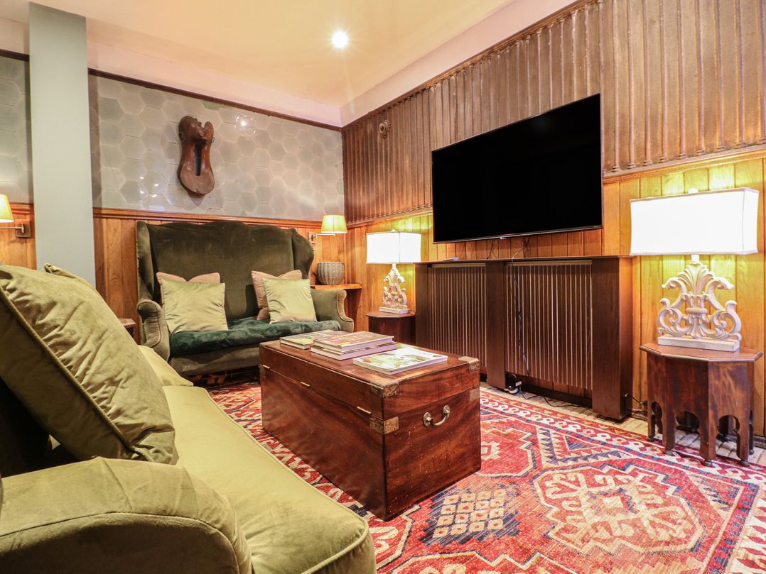 Shrewsbury Lodge