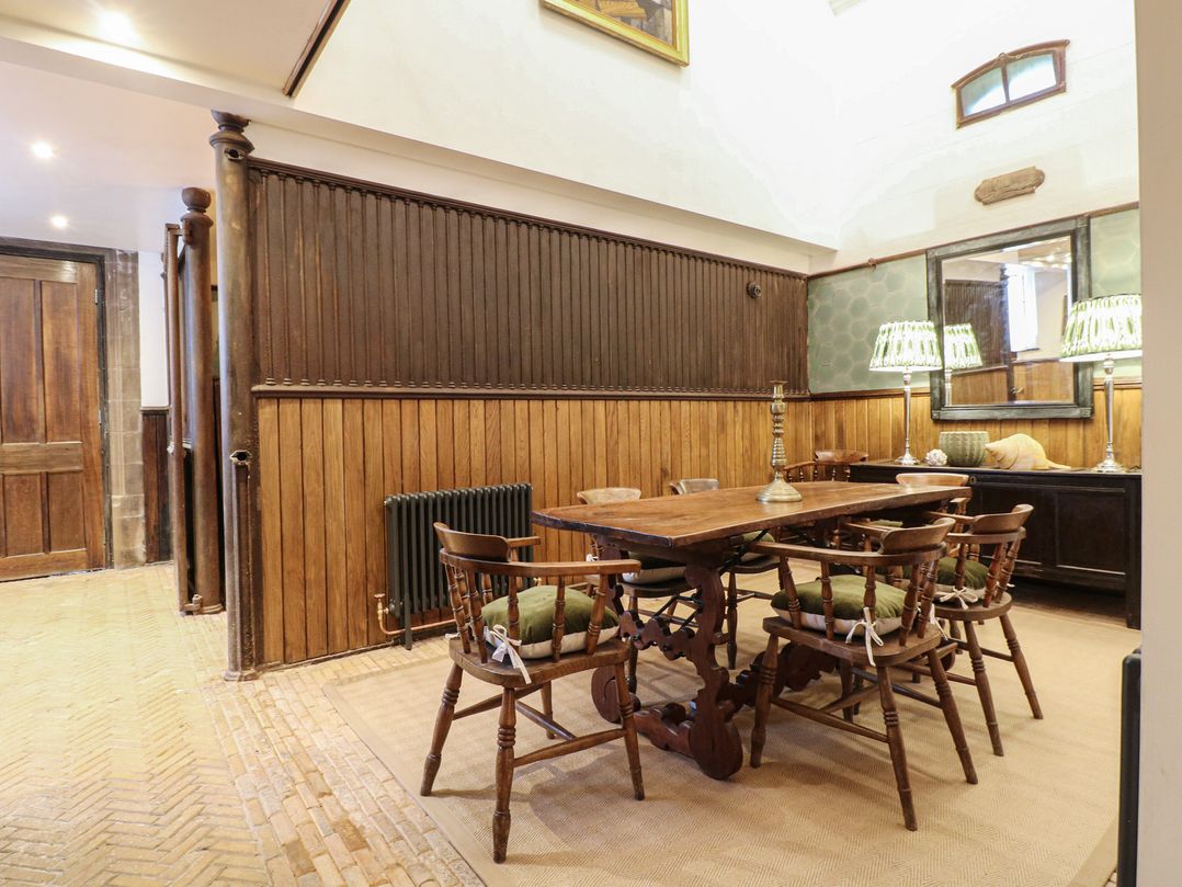 Shrewsbury Lodge