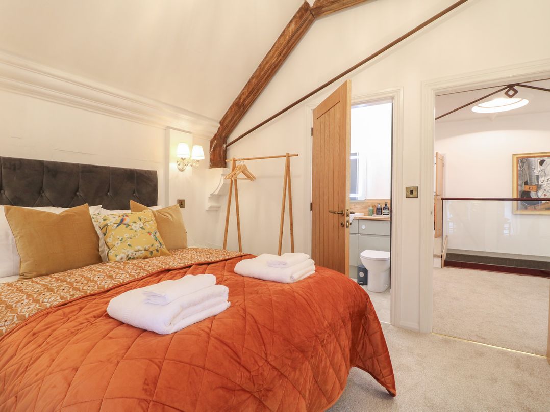 Shrewsbury Lodge