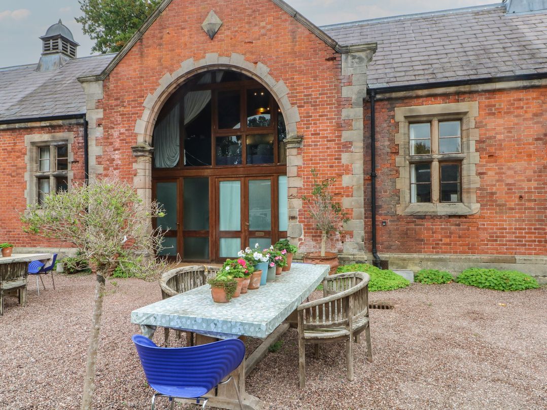 Diamond Lodge