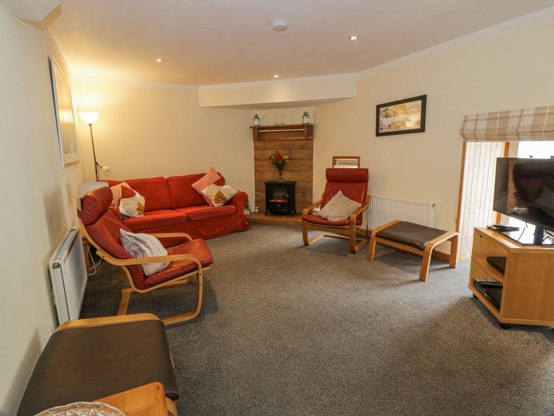 The Old Brewery Store, Gatehouse Of Fleet - Sleeps 4 guests