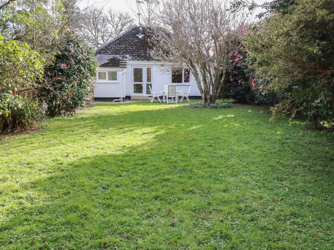5 Carlyon Road