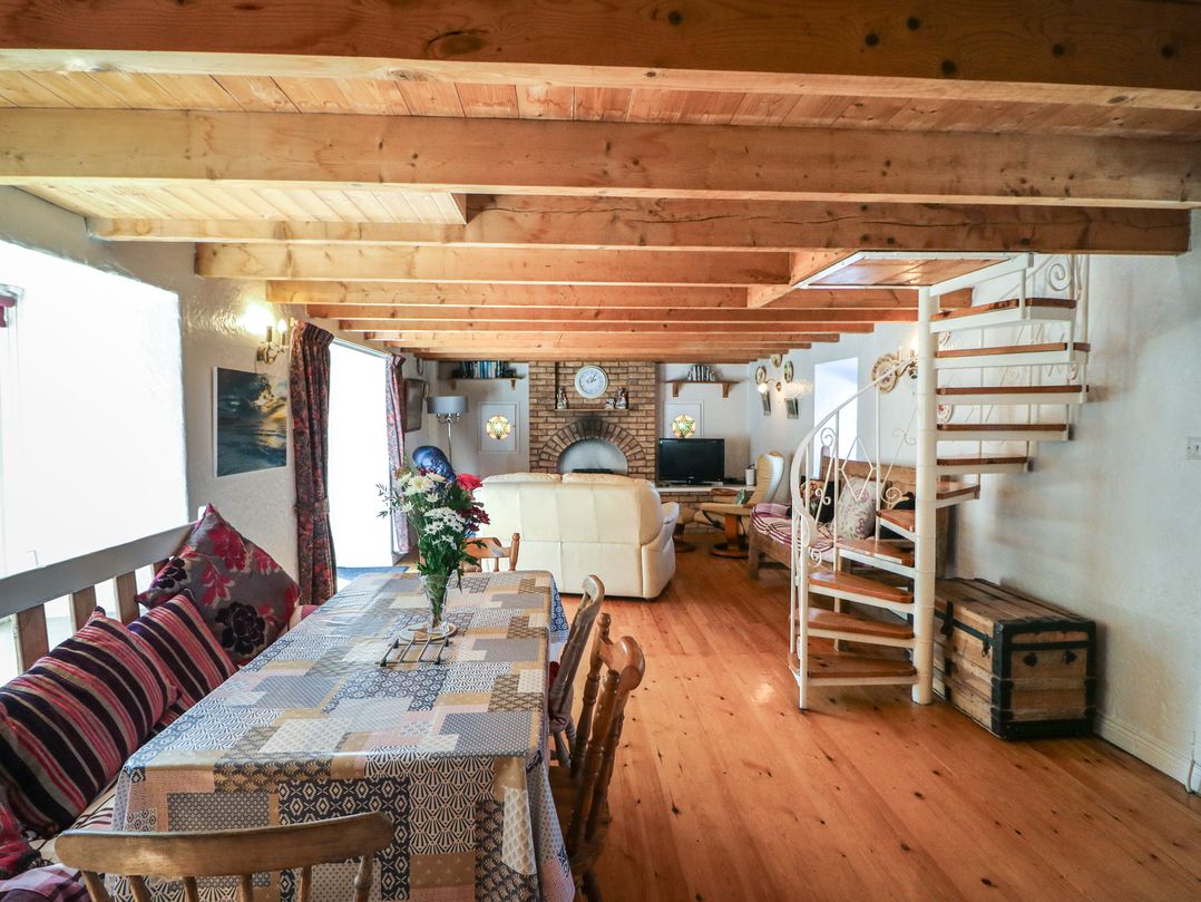 Fuschia Cottage