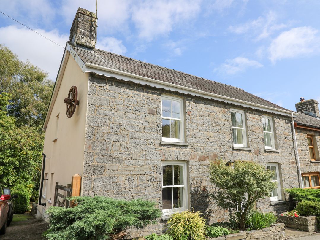 Derwen Villa