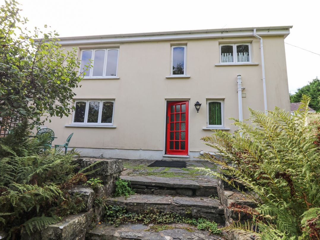 Derwen Villa