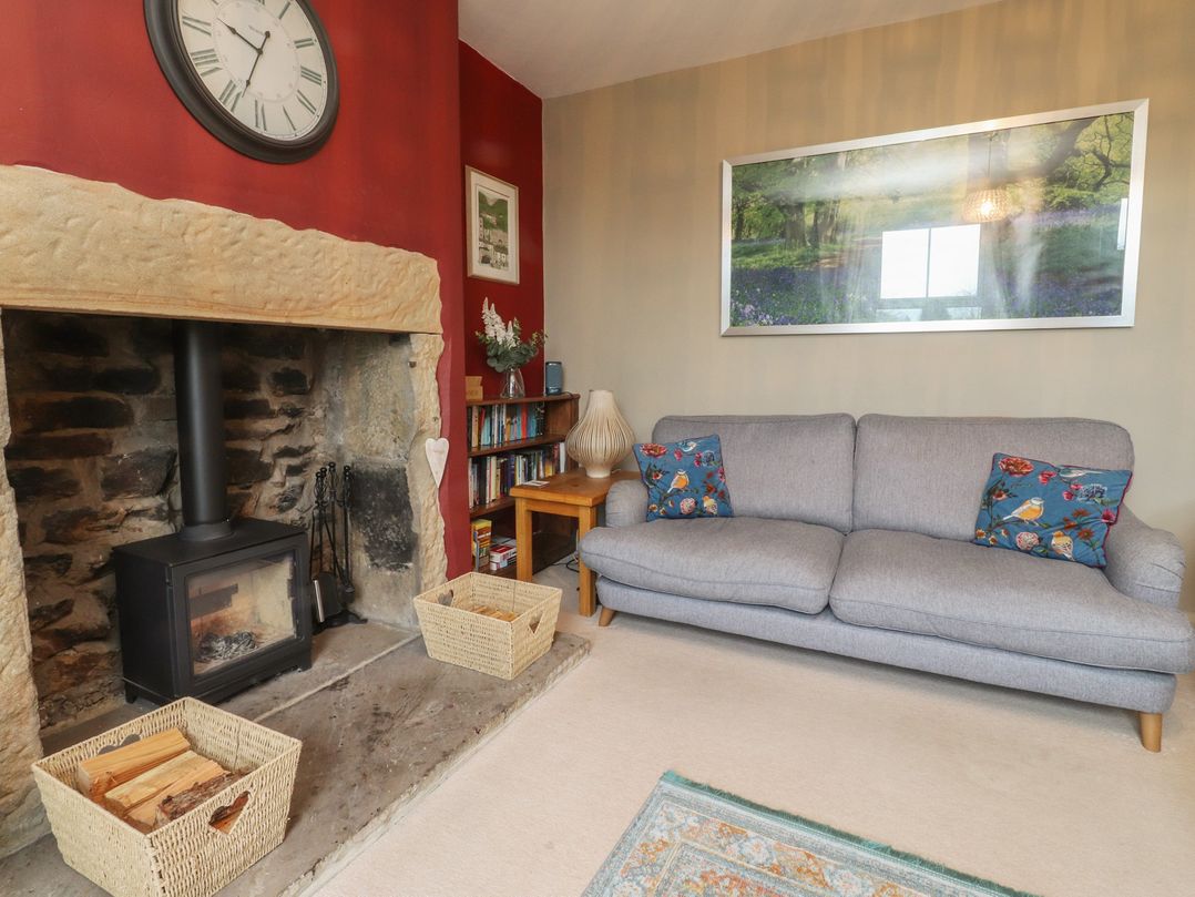 Canalside Cottage