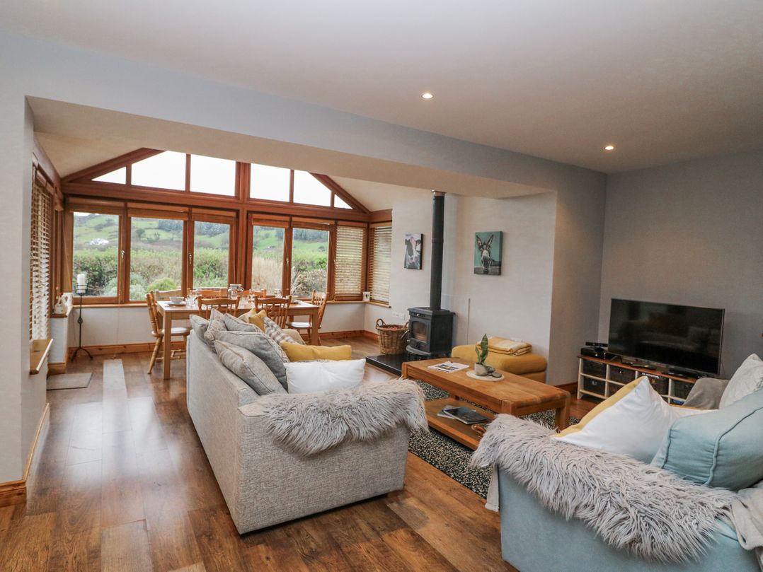 Lough Cluhir Cottage