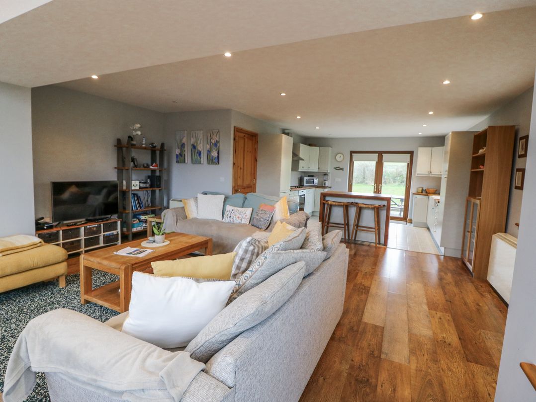 Lough Cluhir Cottage