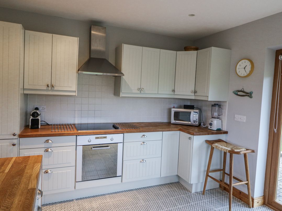 Lough Cluhir Cottage
